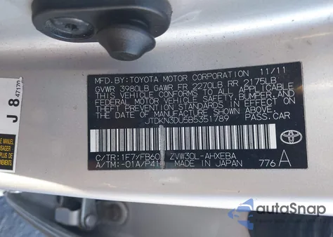 2011 Toyota Prius Three z USA, uszkodzony, nr VIN JTDKN3DU5B5351789